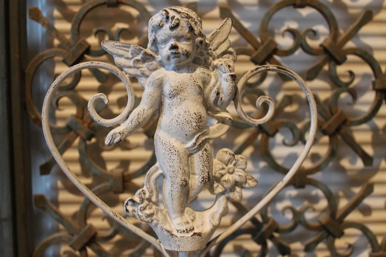 Au Pied Des Baous Bed & Breakfast Vence France