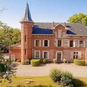https://chambres-dhotes-domaine-du-buc.midi-pyreneeshotels.com